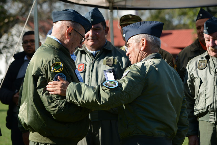 Condecoraciones al personal del Radar Malvinas