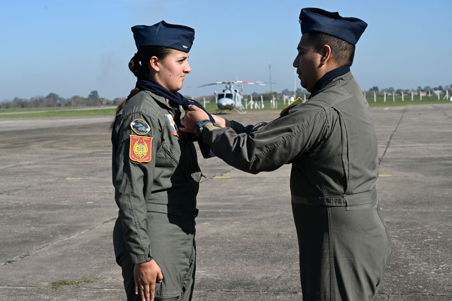 Entrega de escudos y pañuelos