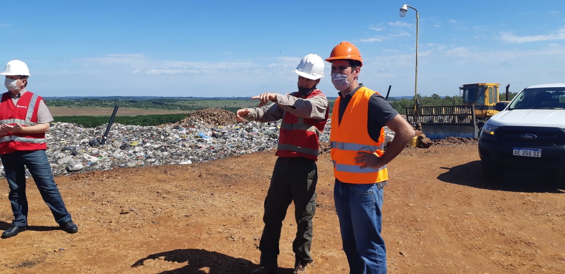 Ambiente visitó el centro de disposición de residuos de Fachinal