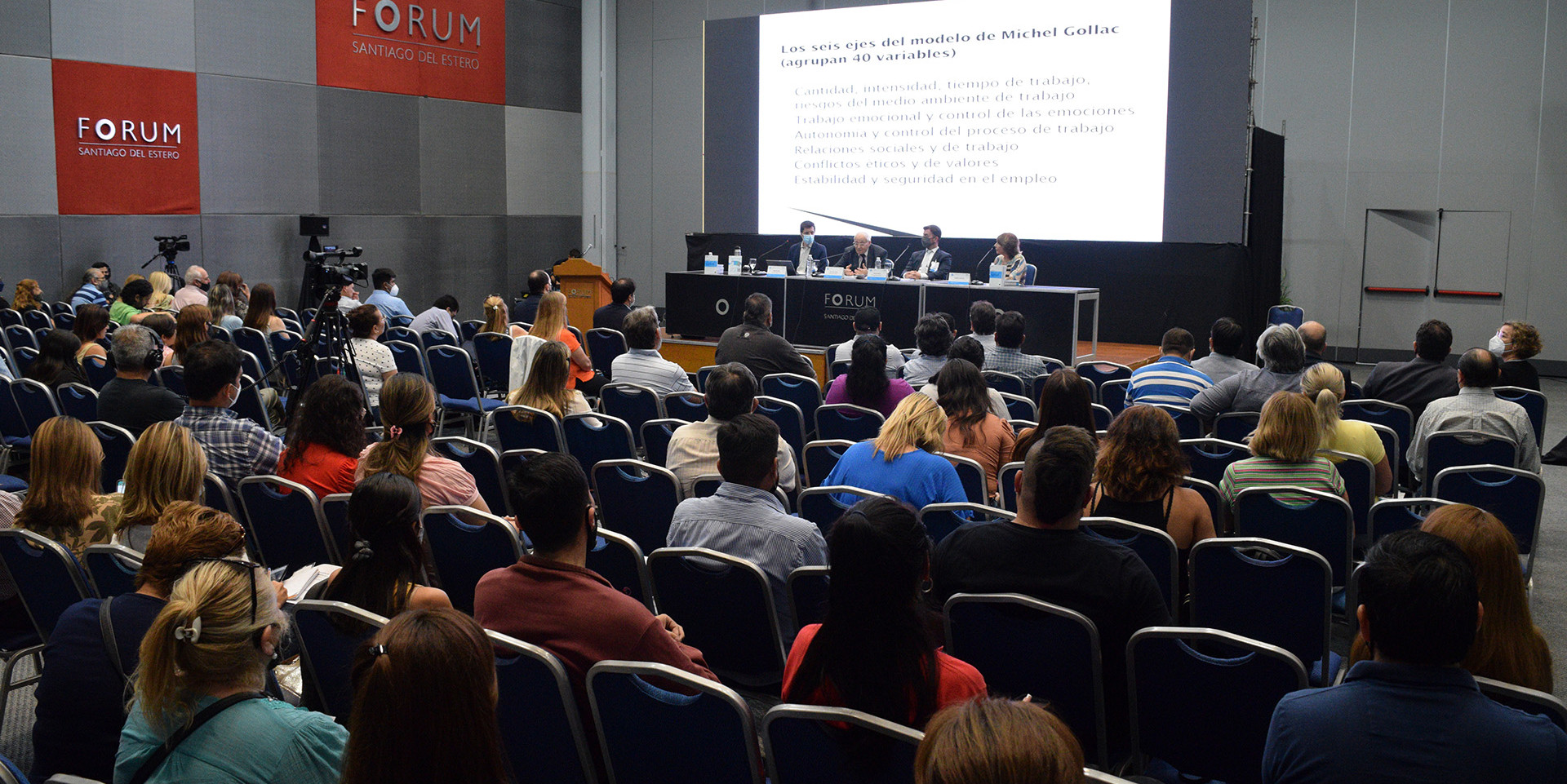 CFEP Presentación del libro de Julio César Neffa