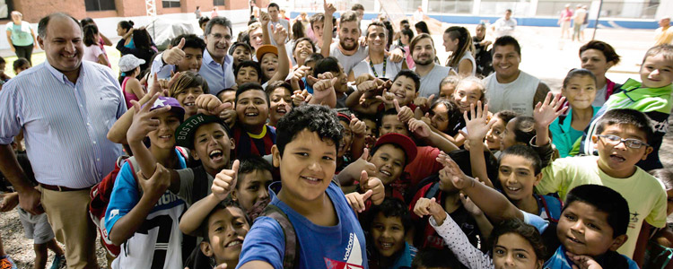 Avruj brindó una charla sobre discriminación, bullying y grooming a chicos de la colonia municipal del club Gimnasia y Esgrima de Ciudadela.