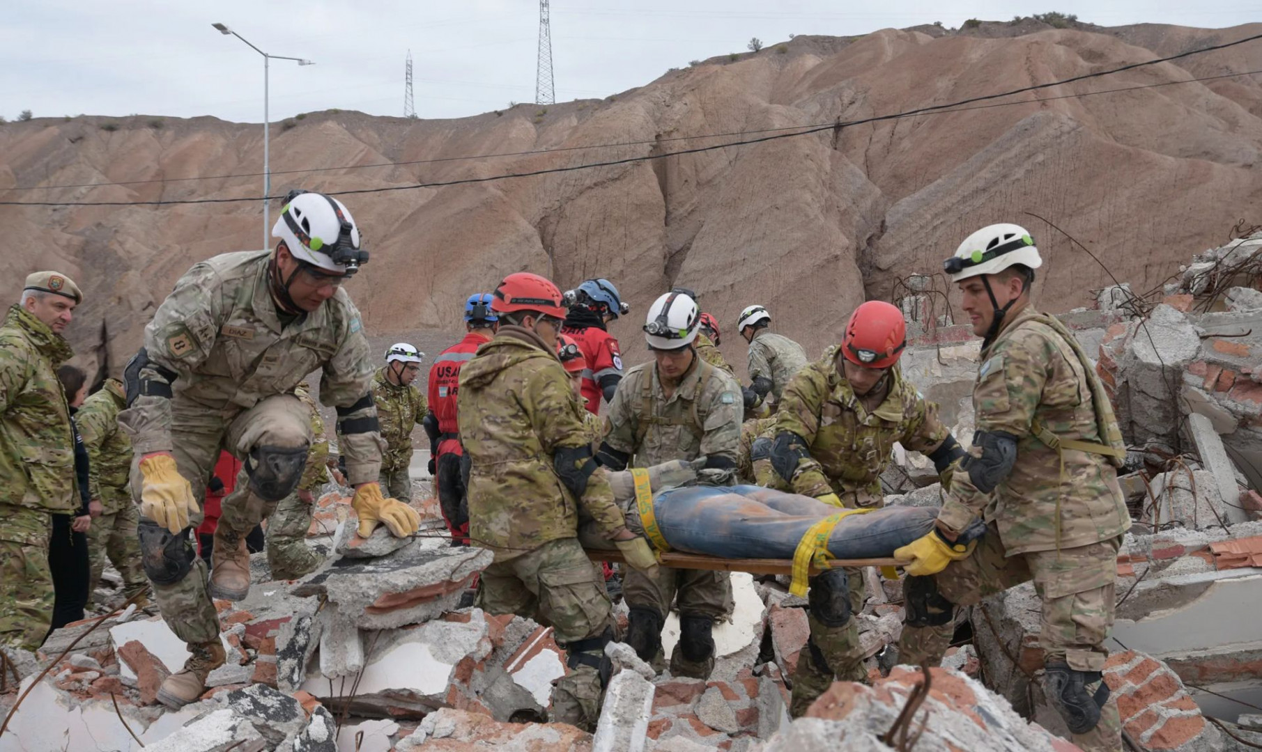 primera brigada de rescate militar del país 1