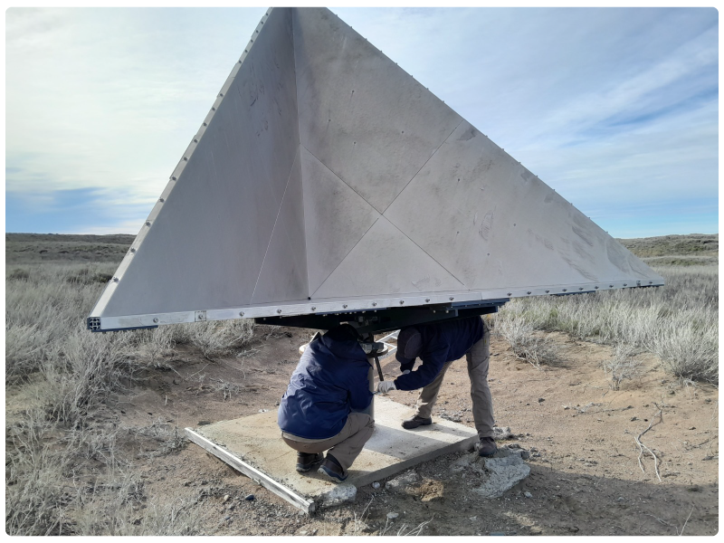 El equipo de calibración de la CONAE ajusta los satélites SAOCOM a partir de una red de 30 “corner reflectors”. Se trata de la infraestructura más grande y avanzada del mundo en este área.