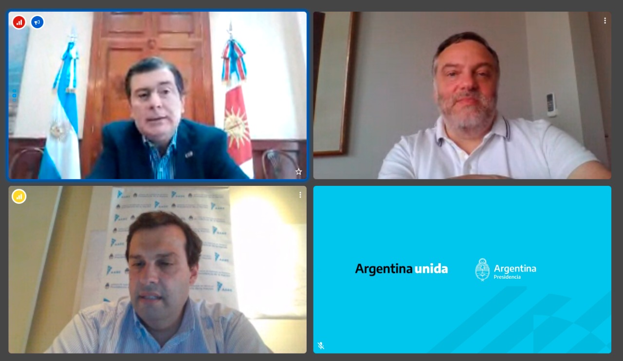 videoconferencia con el gobernador provincial