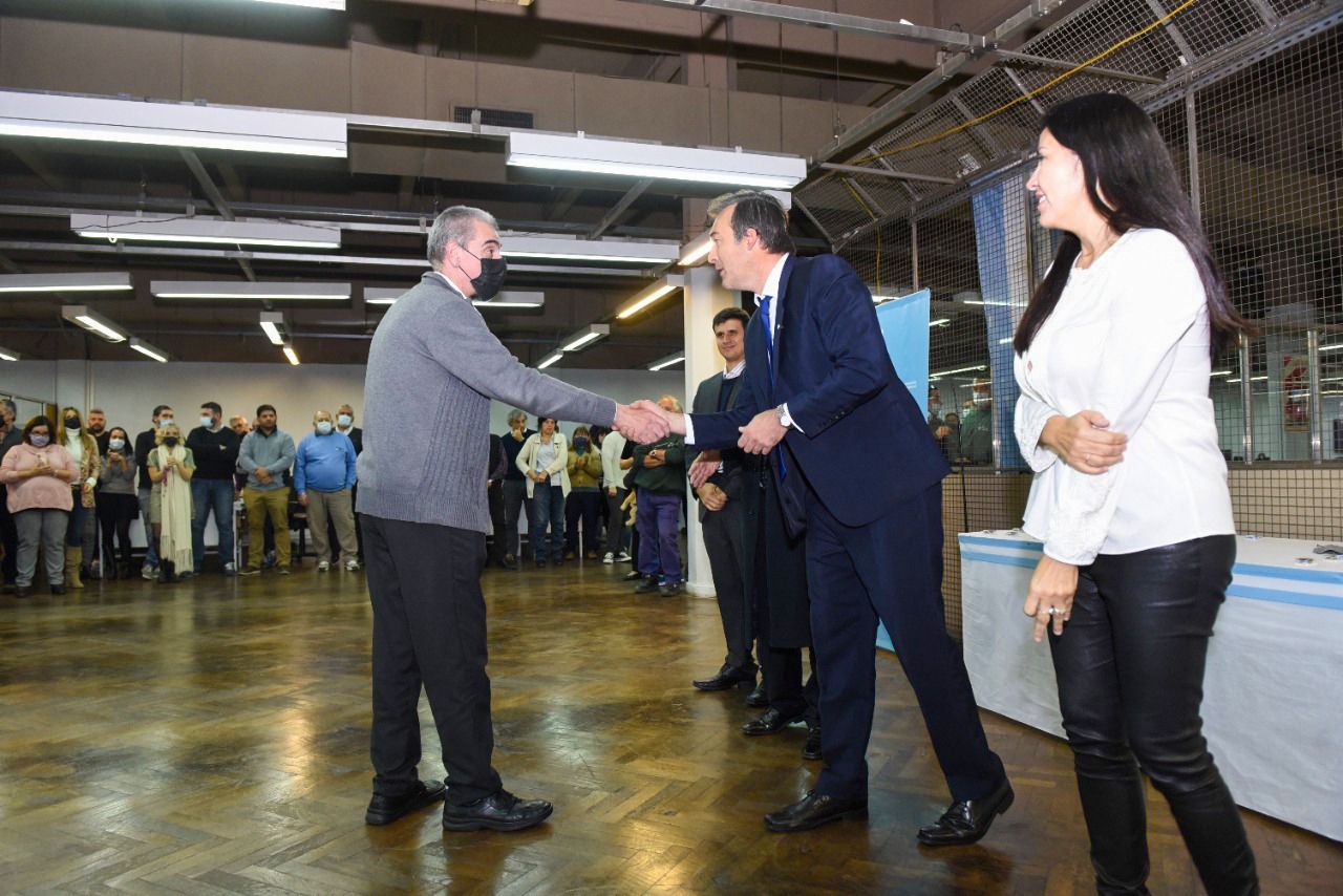 El ministro Soria reconoció a trabajadores y trabajadoras del Registro de la Propiedad del Inmueble 