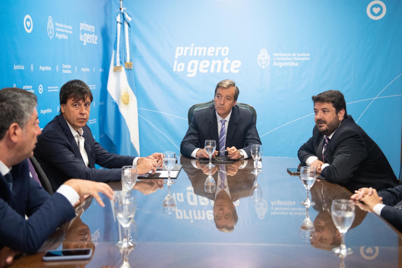 Soria y el Consejo de Rectores de Universidades Privadas de Argentina trabajarán juntos para fortalecer el sistema de enseñanza de las carreras de abogacía