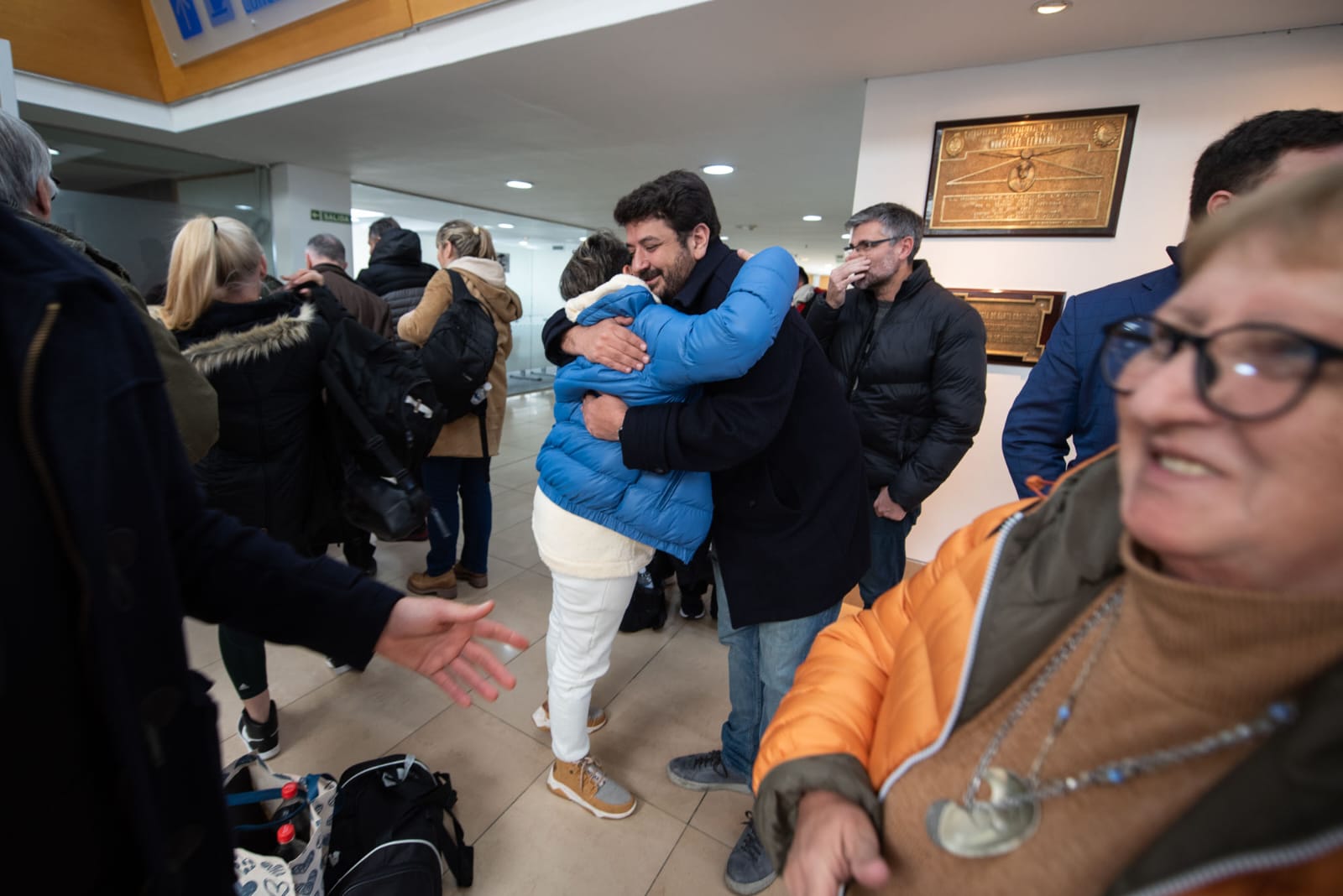 Regresaron los familiares de héroes de Malvinas identificados en el cementerio de Darwin